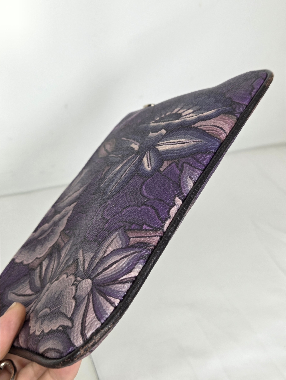 Pineda Covalin Purple Floral Leather/Polyester Wristlet /Silver Branded Zip Pull - Picture 12 of 13